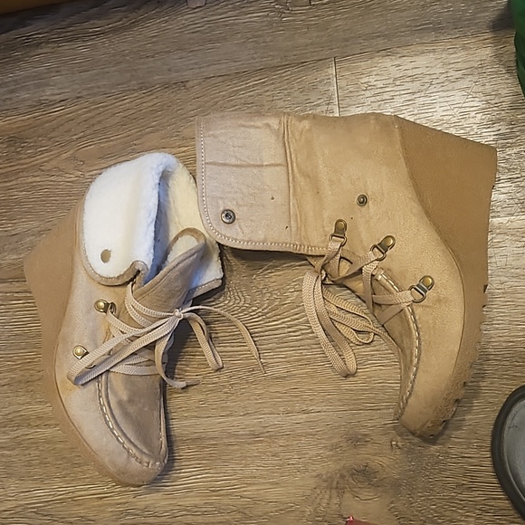 Union Bay wedge booties size 8 - Picture 7 of 7